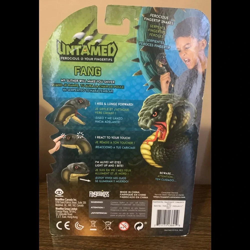 Fingerlings Untamed, FANG, Snake/Serpent Interactive Toy, Cobra Lung Attack